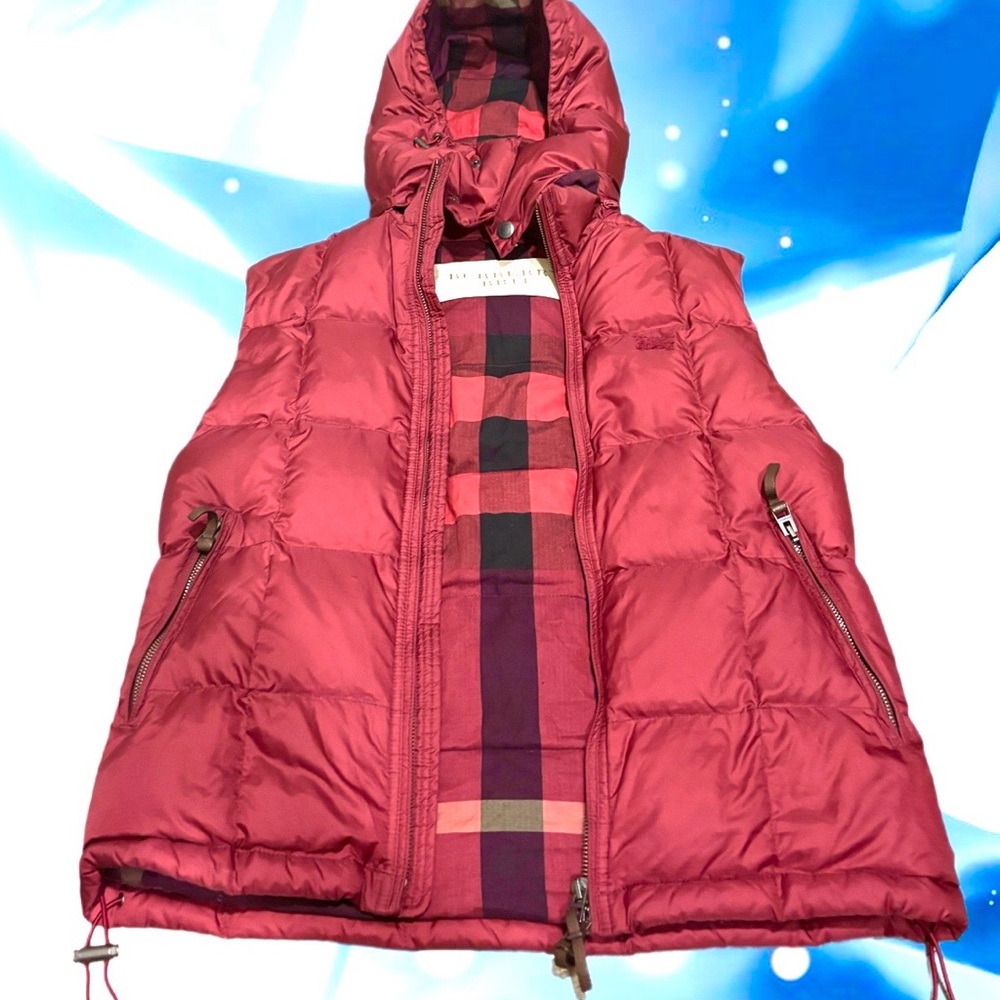 Burberry Red Puffer Vest with Plaid Lining - Excellent. Medium.